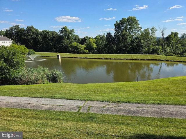 440 NOTTINGHAM LN, Collegeville, PA 19426