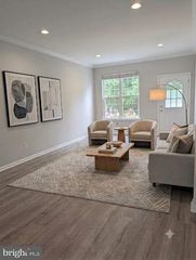 440 NOTTINGHAM LN, Collegeville, PA 19426