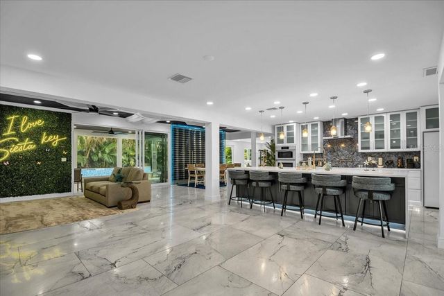 5624 CAPE LEYTE DRIVE, Sarasota, FL 34242