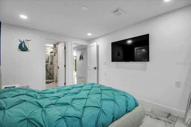 5624 CAPE LEYTE DRIVE, Sarasota, FL 34242