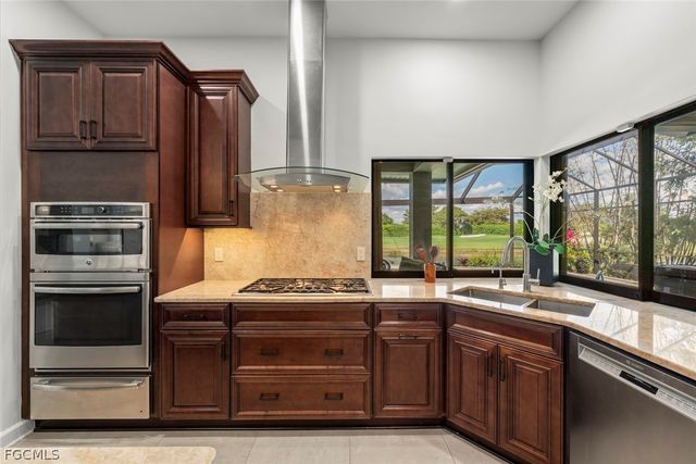 8301 Glenfinnan CIR, Fort Myers, FL 33912