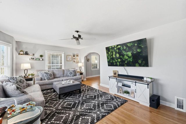 170 S 80th STREET, Milwaukee, WI 53214