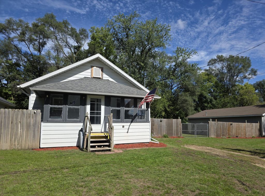 237 Cohasset Avenue, Emmett Twp, MI 49014