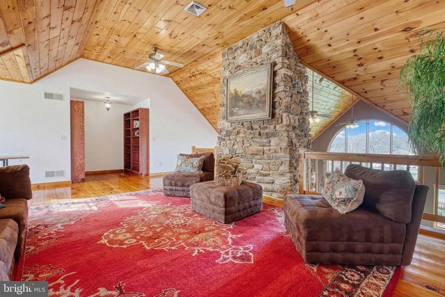 9 BRADI DRIVE, Carlisle, PA 17015