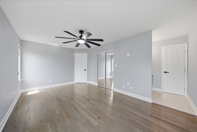 223 S Dante Avenue, Glenwood, IL 60425