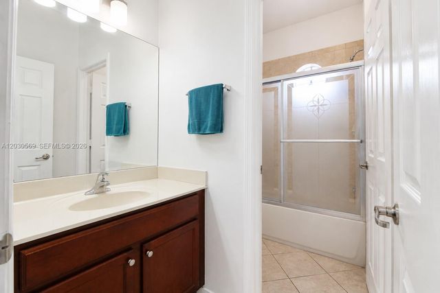 2564 SW 147th Path, Miami, FL 33185