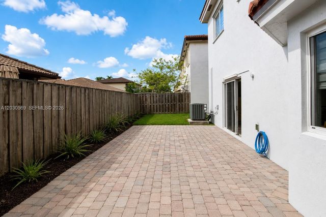 2564 SW 147th Path, Miami, FL 33185