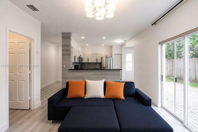 2564 SW 147th Path, Miami, FL 33185