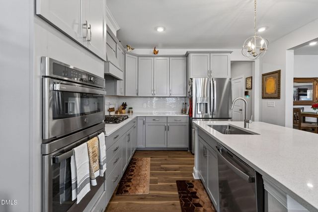 106 Cressida Woods Drive, Holly Springs, NC 27540