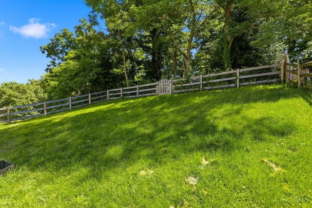 884 Venetian Terrace, Cincinnati, OH 45224
