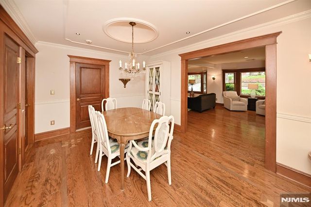 8 Myrtle Street, Montvale, NJ 07645