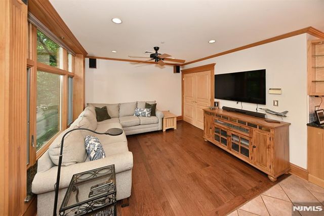 8 Myrtle Street, Montvale, NJ 07645