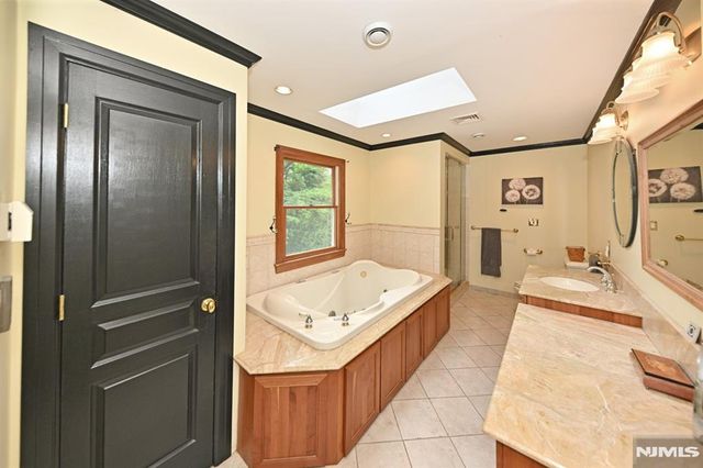 8 Myrtle Street, Montvale, NJ 07645