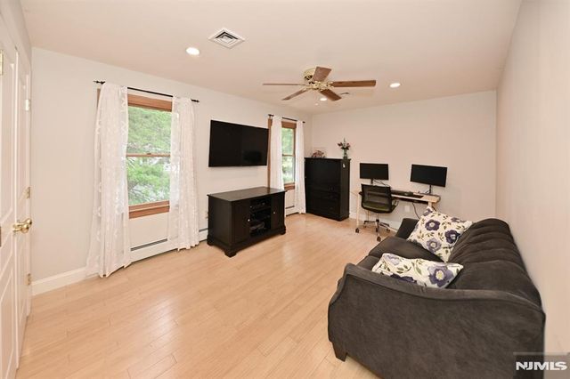 8 Myrtle Street, Montvale, NJ 07645