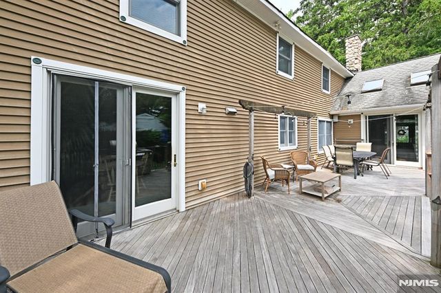 8 Myrtle Street, Montvale, NJ 07645