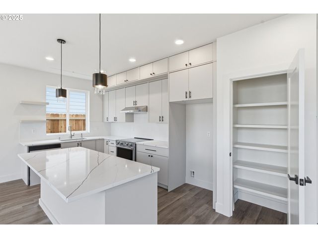 622 Se 35th St, Battle Ground, WA 98604