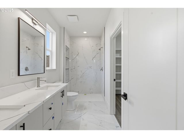 622 Se 35th St, Battle Ground, WA 98604