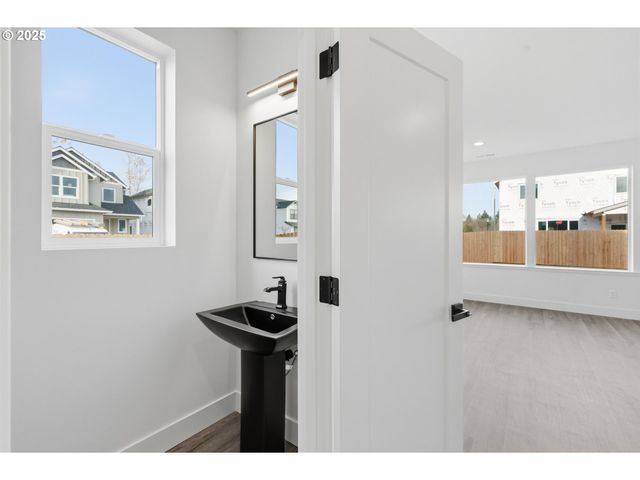 622 Se 35th St, Battle Ground, WA 98604