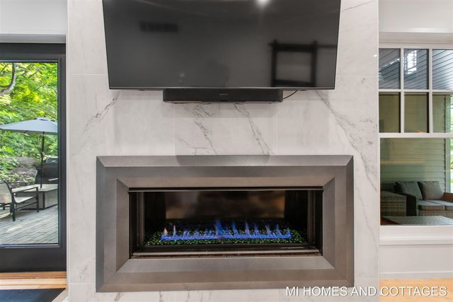 702 Lake Street, Saugatuck, MI 49453