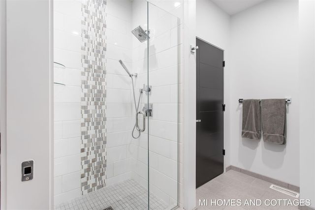 702 Lake Street, Saugatuck, MI 49453