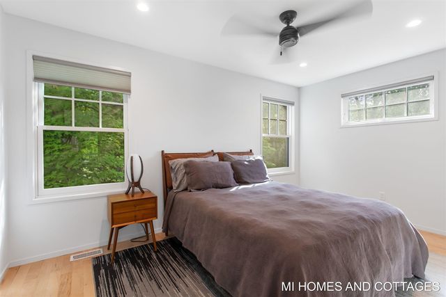 702 Lake Street, Saugatuck, MI 49453