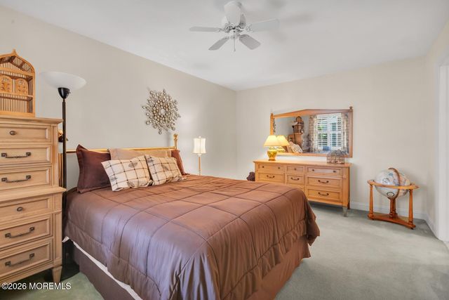11 Old Farm Road, Little Silver, NJ 07739