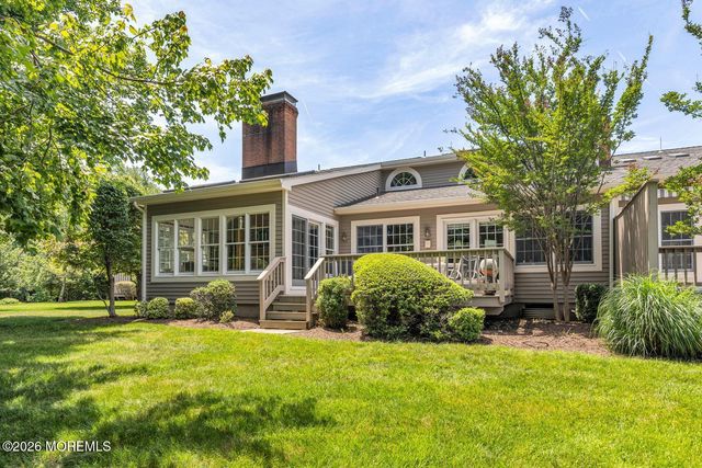 11 Old Farm Road, Little Silver, NJ 07739