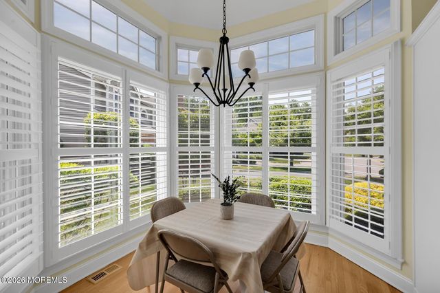 11 Old Farm Road, Little Silver, NJ 07739