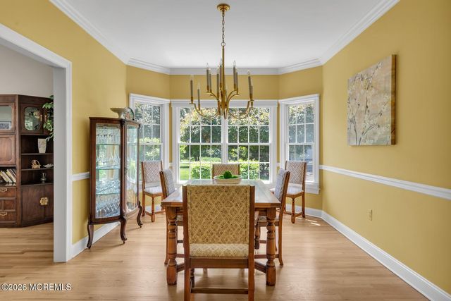 11 Old Farm Road, Little Silver, NJ 07739