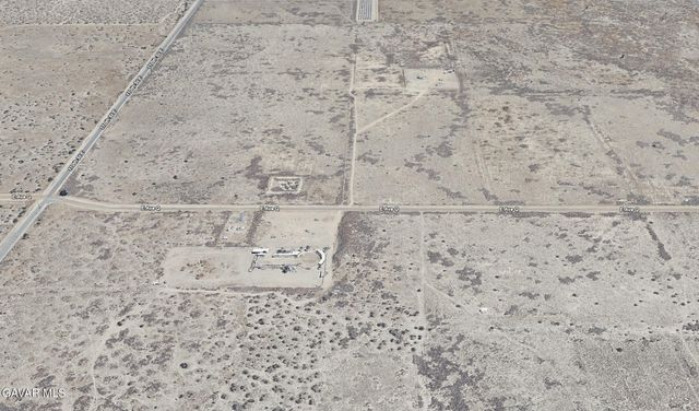 E Ave Q, Palmdale, CA 93591