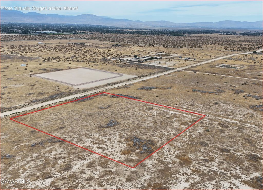 E Ave Q, Palmdale, CA 93591