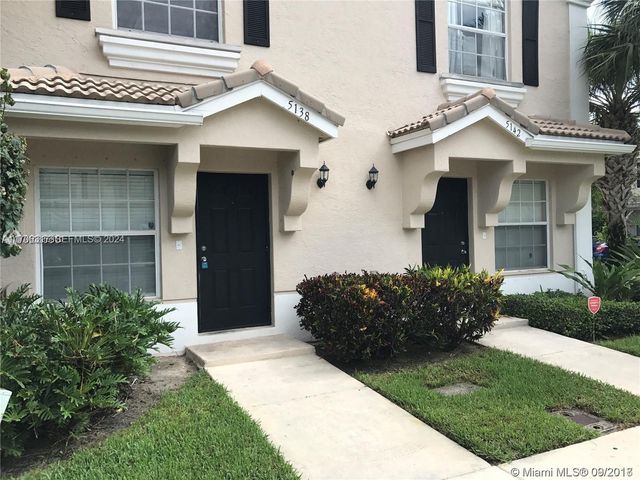 5138 Palmbrooke Circle, West Palm Beach, FL 33417