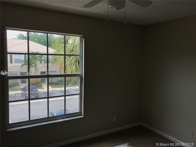 5138 Palmbrooke Circle, West Palm Beach, FL 33417