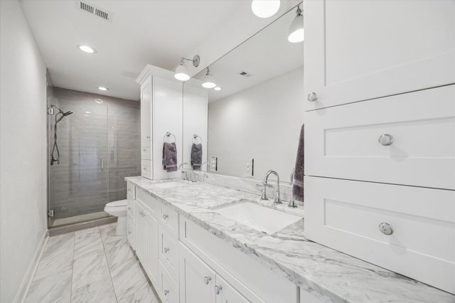 5722 Kuldell Drive, Houston, TX 77096