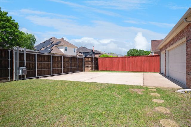 7409 Bradford Pear Drive, Irving, TX 75063