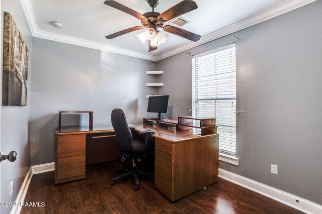 136 Legend Creek Drive, Youngsville, LA 70592