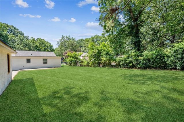 858 Linda Way, Forest Park, GA 30297