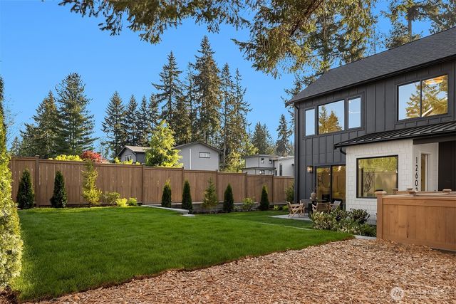 12603 NE 80th Street, Kirkland, WA 98033