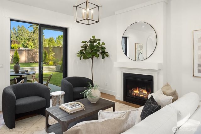12603 NE 80th Street, Kirkland, WA 98033