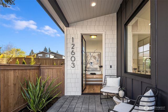 12603 NE 80th Street, Kirkland, WA 98033
