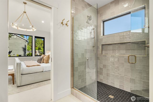 12603 NE 80th Street, Kirkland, WA 98033