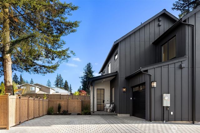 12603 NE 80th Street, Kirkland, WA 98033