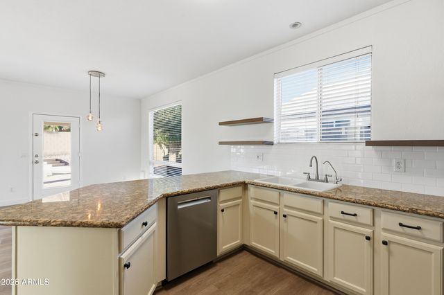 1432 E BEHREND Drive, Phoenix, AZ 85024