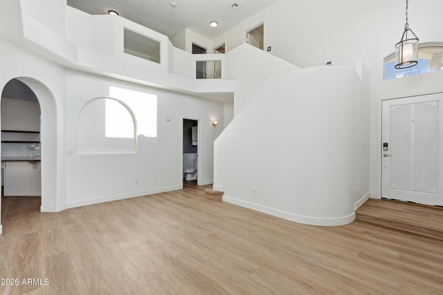 1432 E BEHREND Drive, Phoenix, AZ 85024