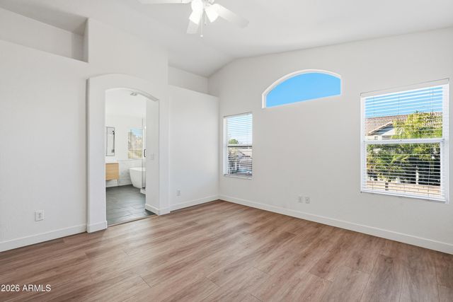 1432 E BEHREND Drive, Phoenix, AZ 85024