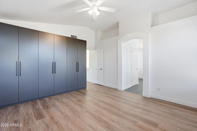 1432 E BEHREND Drive, Phoenix, AZ 85024