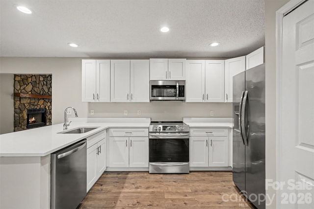 9060 Tulagi Court, Fort Mill, SC 29708