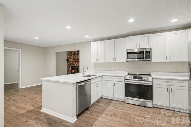 9060 Tulagi Court, Fort Mill, SC 29708