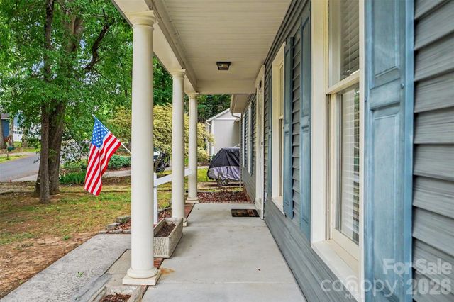 9060 Tulagi Court, Fort Mill, SC 29708