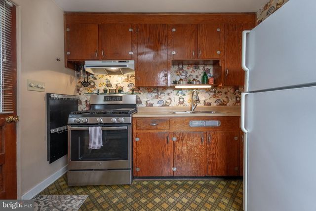 420 MAPLE HILL AVENUE, Shippensburg, PA 17257